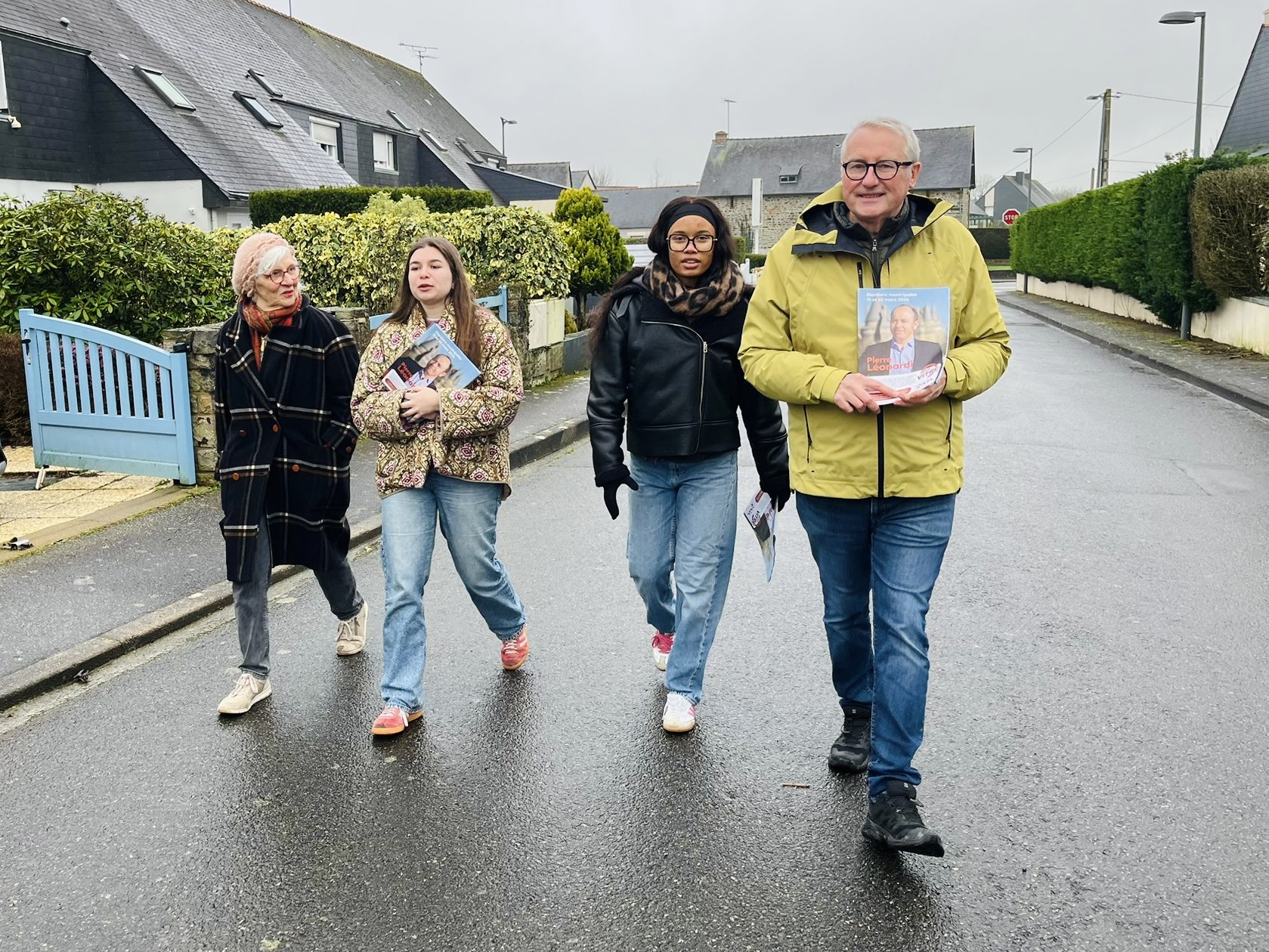 A la rencontre des habitants de Vitré pour présenter notre programme pour les élections municipales de mars 2026. Avec la liste Agir pour Vitré